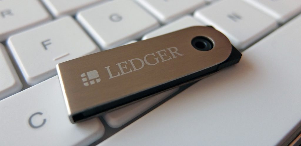 Ledger Nano S - a secure hardware bitcoin wallet
