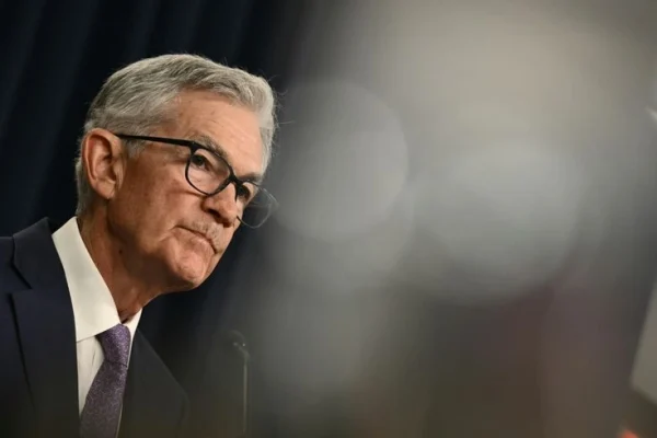 Fed Keeps Interest Rates Steady as Inflation Persists